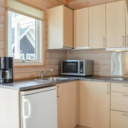 Holiday home 8 *