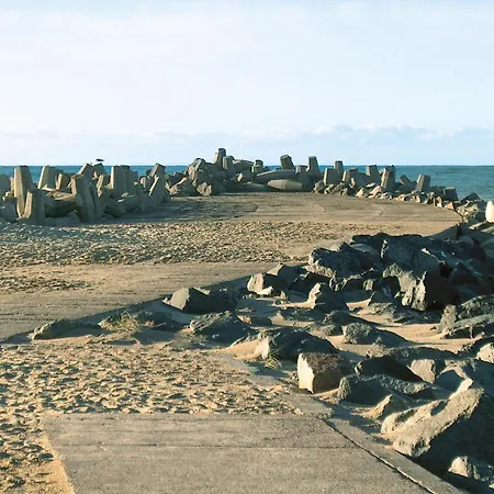 8 * Thyborøn